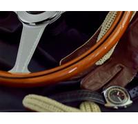 Questo autentico volante replica, non solo aggiunge un esclusivo tocco vintage ai giochi per PC come Assetto Corsa 1962 250 GTO DLC, ma rappresenta senzâ€™altro anche fantastico oggetto da collezione, mostrare con orgoglio in casa propria