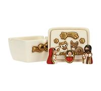THUN - Presepe 2022 - Mini Presepe Completo della Natività in Ceramica Decorata a Mano - Linea Presepe Classico - Maria 2,8x3x7,7 cm h; Giuseppe 3,2x2,7x5,5 cm h; Gesù 4x2,7x1,8 cm h