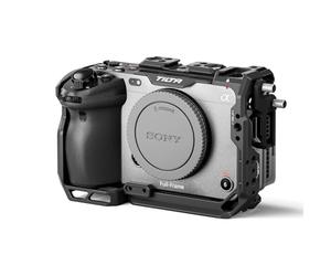 TILTA FX3 FX30 Gabbia compatibile con Sony FX3 FX30, gabbia completa per fotocamera con attacco per cavo HDMI - Nero TA-T16-FCC-B