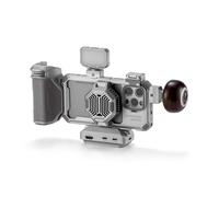 TILTA Gabbia telefonica Khronos per iPhone 15 Pro Max con sistema di raffreddamento, impugnatura Focus PD, pannello LED, impugnatura in legno e filtro FSND Ultimate Kit - Bianco titanio TK-IP15-PMD-TW