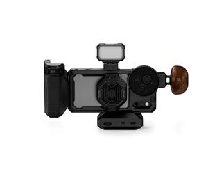 TILTA Khronos iPhone 17 Pro Max Case Ultimate Kit, gabbia per telefono compatibile con iPhone 17 Pro, con impugnatura Focus PD, sistema di raffreddamento e manico circolare in legno - Nero TK-IP17