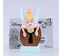 Tinker Bell - personaggio Disney accanto alla figura dal Giappone