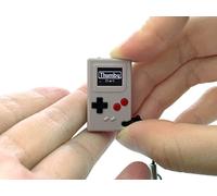 TinyCircuits Thumby (grigio), piccola console di gioco, portachiavi programmabile giocabile: miniatura elettronica, strumento di apprendimento STEM