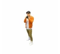 TISHITA Miniatura Figurina Umana Modello Diorama Plastico Accessorio Resina Dipinta Realistica Soggetto Umano Superficie, Uomo Con Maglia Arancione E Pantaloni Kaki Che Scatta Foto, Numero 163