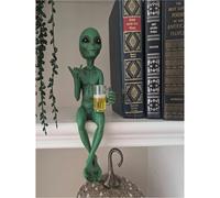 [Tocco divertente] Statua di alieno che beve birra - Decorazione spaziale divertente e umoristica, statuetta di alieno verde che tiene un boccale di birra, perfetta per il desktop o per l'esposizione