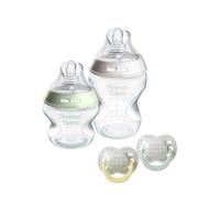 Tommee Tippee Confezione Regalo Natural Start per neonati, 150 ml e 260 ml, biberon anti-colica con tettarella a flusso lento e Super Lento, 2x ciuccio Ultimate Fit 0-6 mesi, autosterilizzante