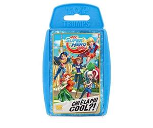 Top Trumps Giochi di Carte I Simpson Italia - Carte da Gioco con Trivia - Gioco per 2 o Più Giocatori - Età 6+ - Perfetto per i Fan dei Simpson
