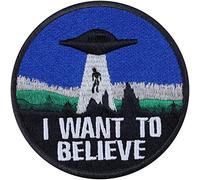 Toppa ricamata da applicare con ferro da stiro o cucitura UFO Alien Patch 'Voglio credere' | Immagini da cucire | Cospirazione Sci-Fi per motociclisti su giacche/pelle/jeans/borse | 75x75mm