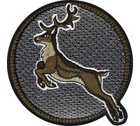 Toppa ricamata ferro o cucitura Decorazione cervo Patch da caccia per cucire/stirare | Accessorio da caccia con motivi di cervo | Regalo per cacciatori | Applicazione per tutti i tessuti/cuoio|75x75mm