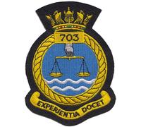 Toppa ricamata sottomessa 703 Naval Air Squadron - Licenza ufficiale - ULTIMI...