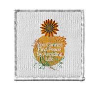 Toppa termoadesiva per abbigliamento, 7 x 7 cm, motivo: You Cannot Find Peace by Avoiding Life Botanic Collage Nature Fiori Vintage Illustrazione Retro - Patch da stirare per riparazione o