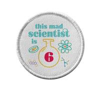 Toppa termoadesiva per abbigliamento rotondo, 7 cm, motivo: This Mad Scientist is 6 Anniversary Celebration Regalo Inglese Science Theme - Patch da stirare per riparazione o personalizzazione - Borsa