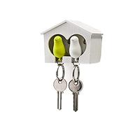 TOPWAYS Portachiavi a forma di casetta per uccelli con passero e ganci autoadesivi (uccello bianco e verde)