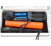 TORCIA LED xml-t6 CREE 2000 LM 2000 W LUMEN RICARICABILE LUCE ZOOM ZOOMABLE