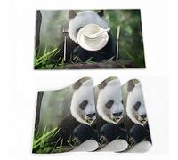 Tovagliette Americane Lavabili Plastica,Panda sveglio animale che mangia bambù in foresta verde,Tovagliette Non-scivolose Resistenti al calore, Set da 4 Tovagliette per Tavolo da Cucina 30x45 cm