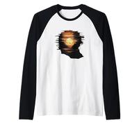 Tranquillo tramonto sull'acqua con alberi stagliati scuri Maglia con Maniche Raglan