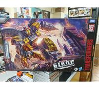 TRANSFORMERS OMEGA SUPREME SIEGE WAR FOR CYBERTRON TITAN SIZE MISB TAKARA HASBRO