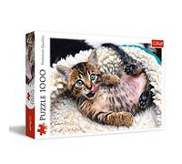 Trefl - Puzzle Gattino Felice - 1000 Elementi, gatto, vista di un gatto felice, gattino su un letto, gattino carino, puzzle fai da te, intrattenimento creativo, regalo, divertimento, puzzle classici