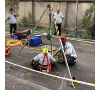 Treppiede di soccorso, Kit verricello da 1200 libbre, sistema di staffe protezione anticaduta con gambe regolabili in alluminio e cavo 20 m