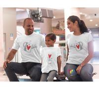 Tris di T-shirt "Family" con stampa.