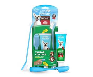 TropiClean Fresh Breath Oral Care Kit - Spazzolino da dito con setole morbide - Kit per spazzolare i denti del cane - dentifricio per cani al sapore di petto di manzo