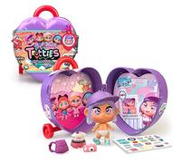 Trotties - Trolley Mini Emma, piccola valigetta con 1 bambola, vestiti e accessori, 2 scenari di sfondo e adesivi, conservare e trasportare ovunque, 4 modelli, +3 anni, famoso (TFT05300)