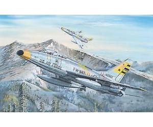 Trumpeter 02246 - 1:3 2 F-100F Eccellente Sabre - Nuovo