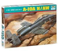 Trumpeter 1:32 -Modellino Aereo Fairchild A-10A Thunderbolt II N/AW (TRU02215)