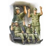 Trumpeter 1:35 - US Army Boeing CH-47D Chinook Crew in Vietnam (TRU00417)