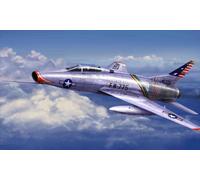 Trumpeter 1/72 F100C Super Sabre Fighter