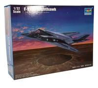 Trumpeter F-117A - Modellino aereo Nighthawk, scala 1:32