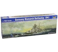 German Bismarck Battleship 1941 1:700 Plastic Model Kit 05711 TRUMPETER
