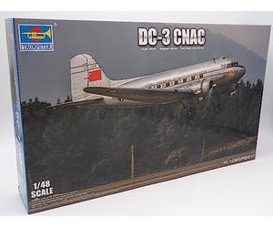 Trumpeter (TRUQR Modello Aereo: DC-3