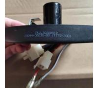 TT72-200 7KW LIHUA AVR TENTAGE REGOLATORE 7 FILI Compatibili con sistemi a tre fasi
