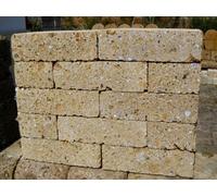 Tufo antico facciavista, taglio diamantato, blocchi 37x23x11 cm (n.63 pezzi)