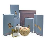 Tuquam Box unicità, semplicità, eccellenza - pasta TIRRENA (6 confezioni), pecorino toscano PAGLIERINO (1 pagnotta intera), olio extravergine di oliva siciliano Magnus Siculus (2 bottiglie)