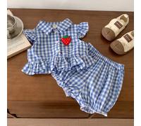 Tuta casual e dolce per bambina, composta da camicia a quadri con patchwork fragola e pantaloncini con balze, adatta per Natale 6-9M,9-12M,12-18M,18-24M,2-3YNatale,Vichy,quadri,PianteTessuto intreccia