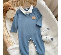 Tuta per neonato maschio o femmina in 2 pezzi, blu e bianco, in morbido e confortevole tessuto a nido d'ape, ampia, senza cavallo, con colletto a camicia in stile cartone animato, adatta per casa o us