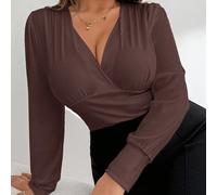 Tuta taglie forti da donna, top bianco, outfit carino, top da uscire, outfit per San Valentino, outfit da uscire in primavera, outfit da vacanza per donna, top da uscire per donne, top casual per donn
