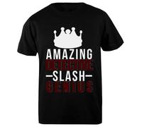Udaytee Amazing Detective Slash Genius Crown T-Shirt da Uomo in Cotone Nero Base Basic Cotton Black Men's T-Shirt