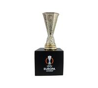 UEFA Trophy Replica in 3D su piedistallo in legno