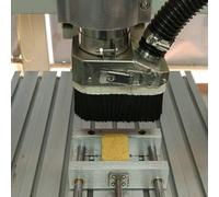 Un accessorio indispensabile per migliorare la tua esperienza di lavorazione del legno; un'efficiente soluzione antipolvere progettata esplicitamente per router (80 mm)