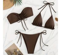 Un' gamma di costumi da bagno bikini a tre pezzi, sexy e , per , ideali per le vacanze al mare e i resort.