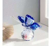 Un ornamento di cristallo blu, realizzato interamente a mano, in materiale di cristo geometrico, che conferisce un design leggero, lussuoso e trasparente, adatto come regalo per la Festa di San Valent