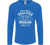 Un Qualificato Musicista Looks Like Uomo Maniche