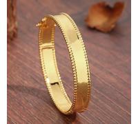 Un Regalo Per Il Corpo Nudo Color Oro 18k Placcato In Rame Popolare Europeo E Americano Per Le Donne, Approvato Dai Superiori Rame