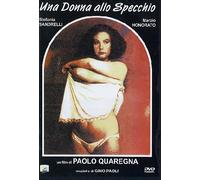 Una Donna Allo Specchio