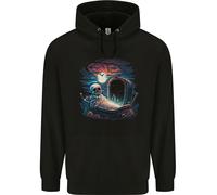 Una Felpa Halloween Uomo Con Un Coffin E Uno Skeleton In Un Graveyard