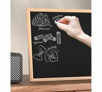 Una lavagna magnetica con cornice in legno, da parete, adatta per l'uso in casa, in ufficio e a scuola. Questa lavagna magnetica cancellabile, utilizzabile sia come bianca che come nera o su entrambi 