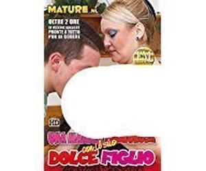 Una Mamma Premurosa Con Il Suo Dolce Figlio - A Thoughtful Mother With Her Sweet Son (FM Video - GMA 085)